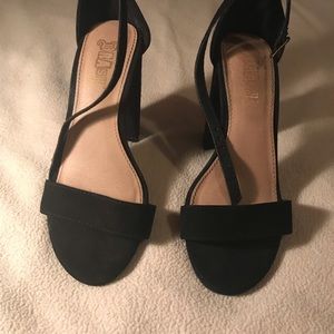 Don’t wear heels so decided to sell them